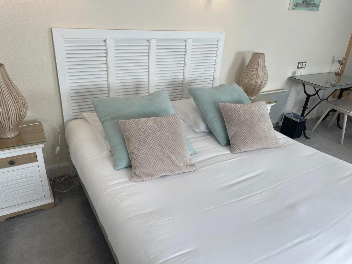 Hotel Des Falaises Villers-sur-Mer Εξωτερικό φωτογραφία