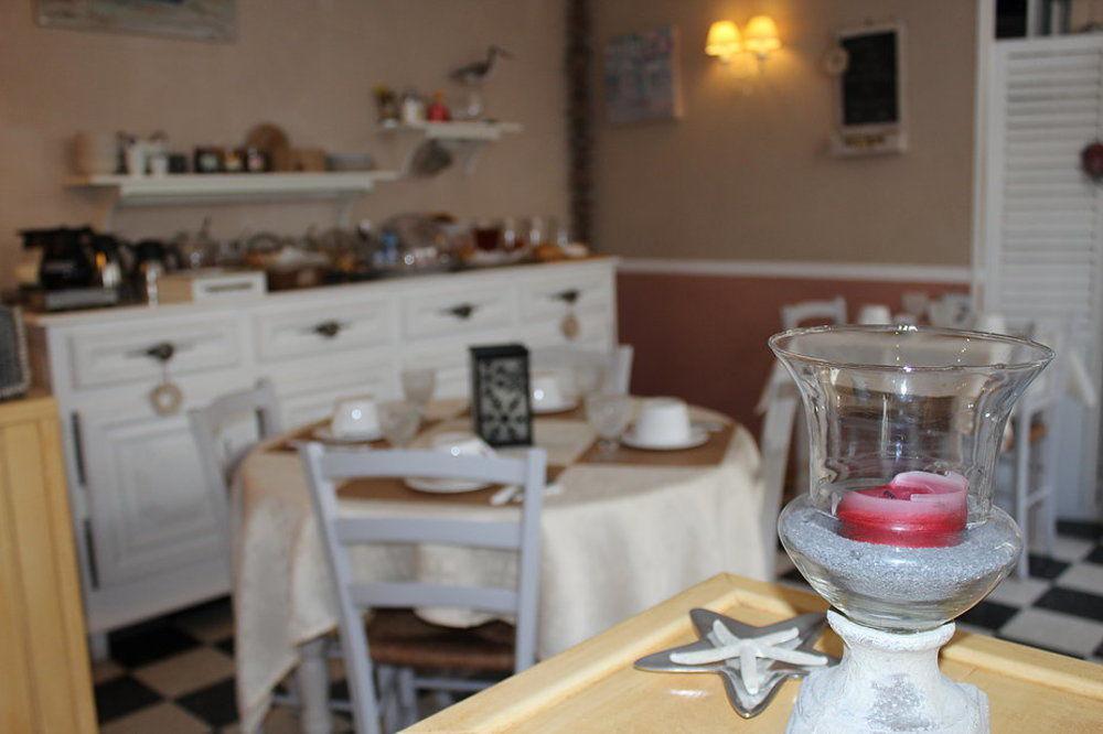 Hotel Des Falaises Villers-sur-Mer Εξωτερικό φωτογραφία